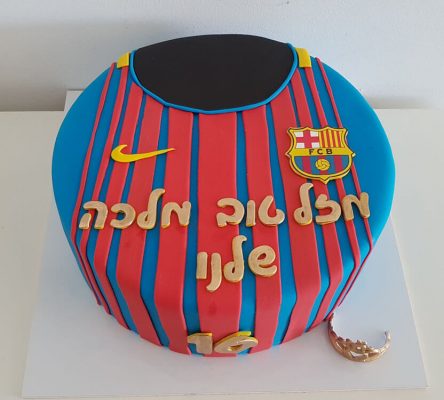 עוגות בצק סוכר - עוגות נוער