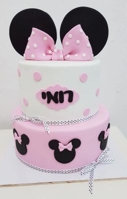 עוגות בצק סוכר בנות